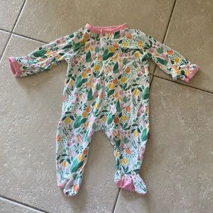 Newborn magnetic me sleeper